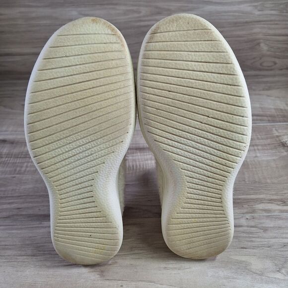 Allbirds Wool Runners Fluffs Shoes White Athletic Lace Up Sneakers Women's Sz 9 - Picture 10 of 11